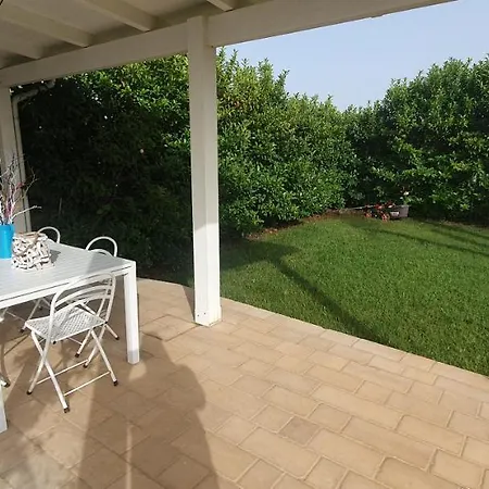 펜션 Casina Leonarda By Salento Com
